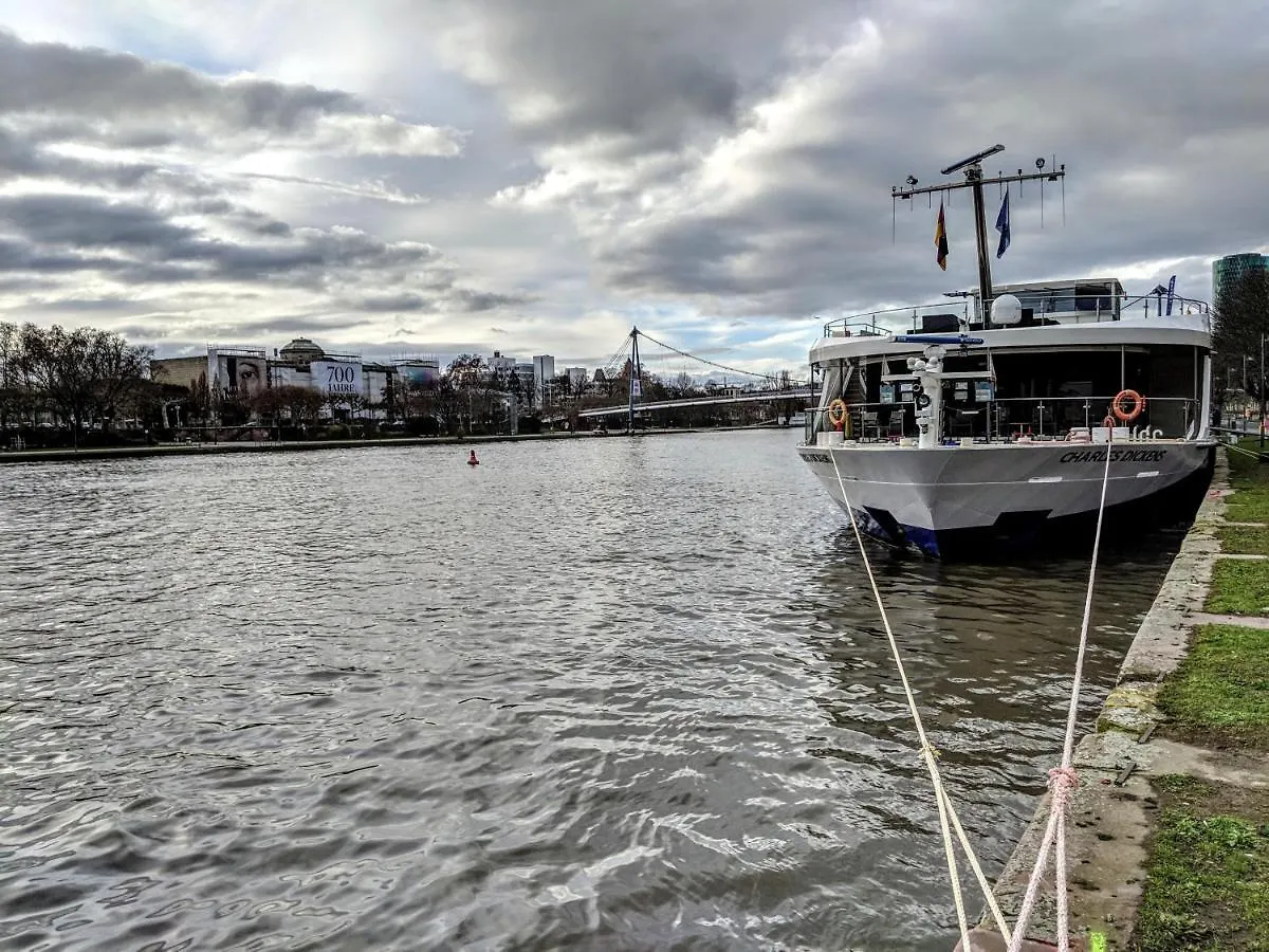 Select Ms Charles Dickens - Frankfurt Hotel Frankfurt am Main Botel